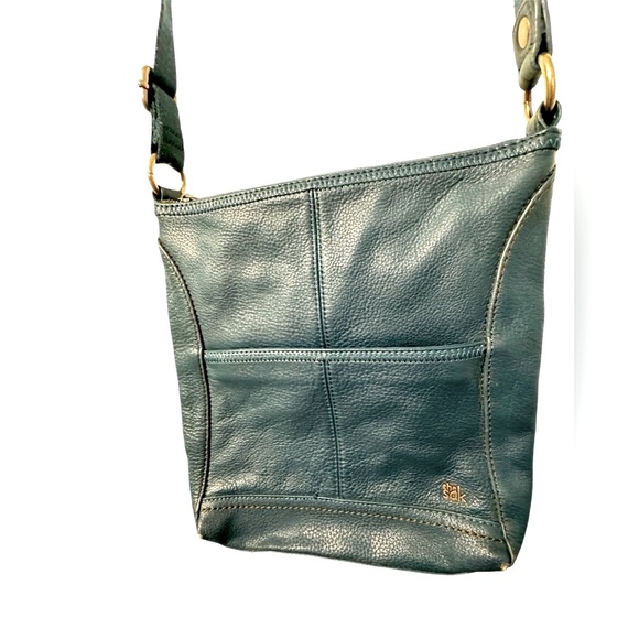 🛑SOLD🛑 The Sak Iris Teal Pebbled Leather Crossbody Bag Purse - Picture 2 of 9